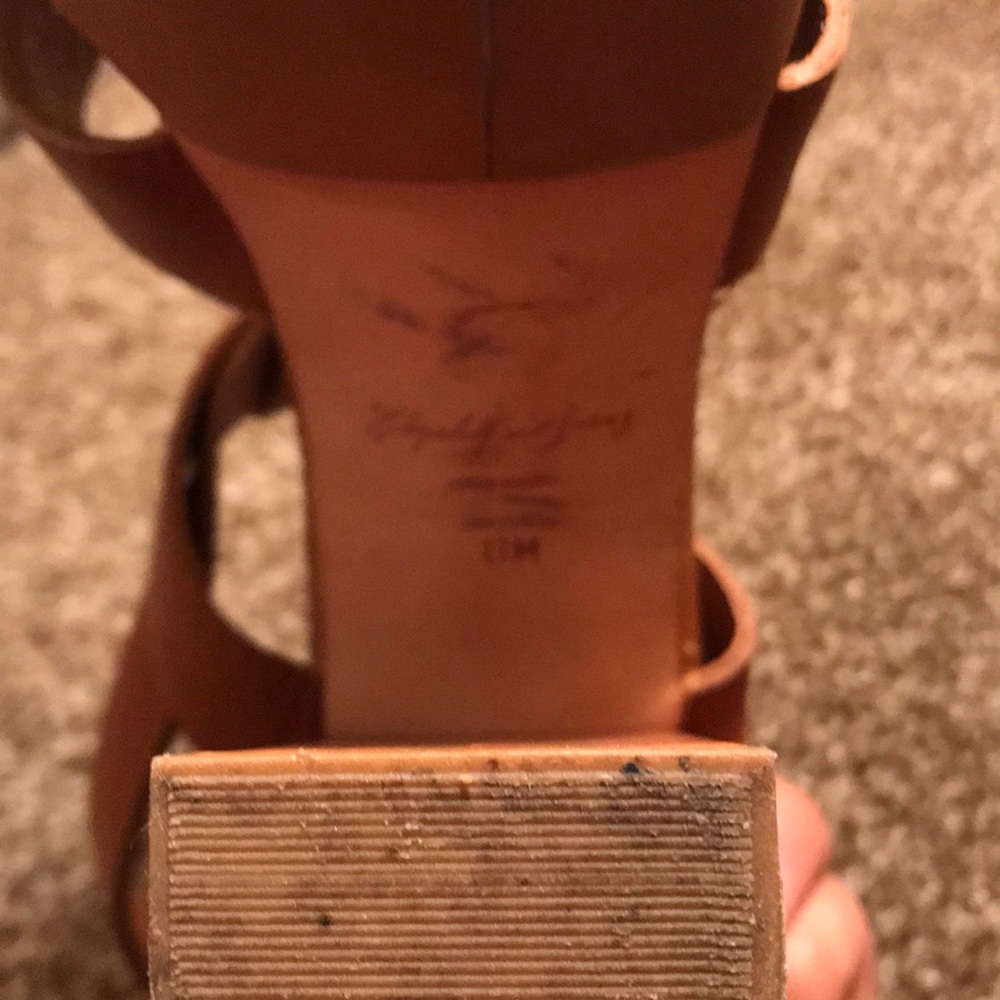 Brown platforms - Picture 3 of 4
